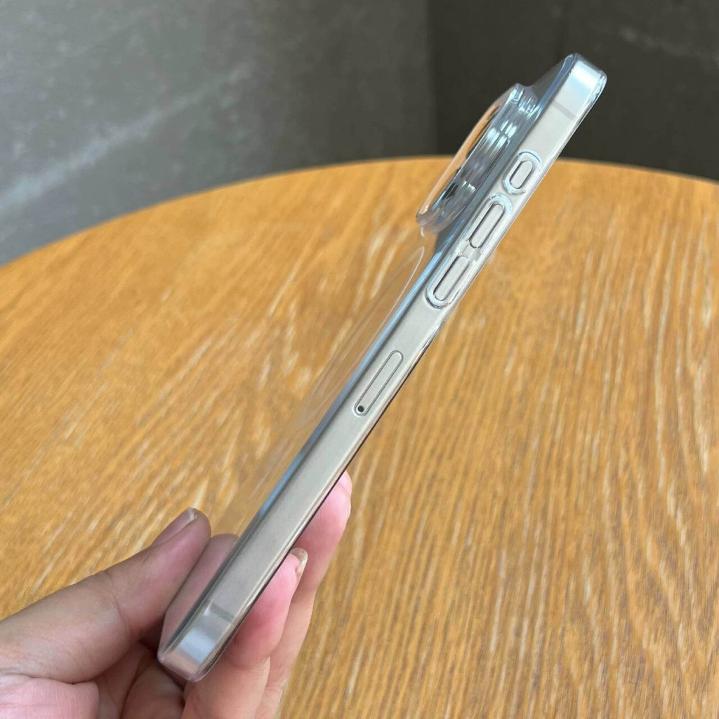 Anti Yellow Clear Case for iPhone 13 Pro Max – MagSafe, Scratch Resistant X-CRYSTAL Magnetic Clear Case For iPhone 13 Pro Max Anti Yellow - Anti Scratch - MagSafe Compatible
