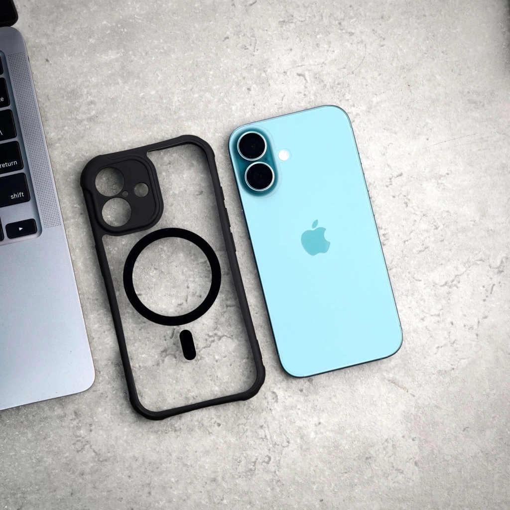 Stylish & Functional iPhone 16 Case – Transparent Elegance, Solid Protection