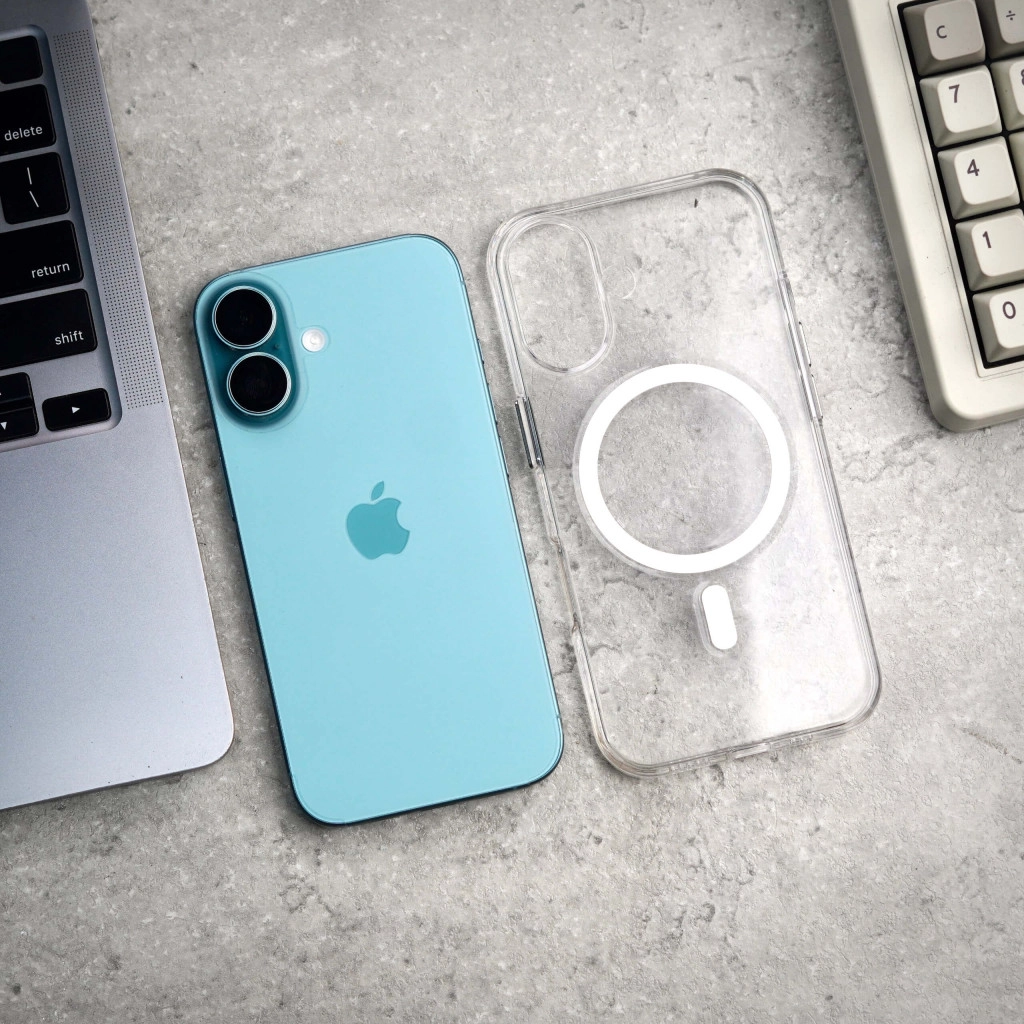 X-CRYSTAL Magnetic Clear Case For iPhone 16 Plus  Anti Yellow - Anti Scratch - MagSafe Compatible