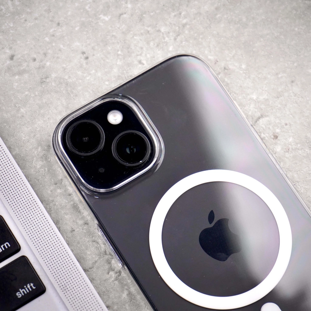 X-CRYSTAL Magnetic Clear Case For iPhone 13 - Anti Yellow - Anti Scratch - MagSafe Compatible